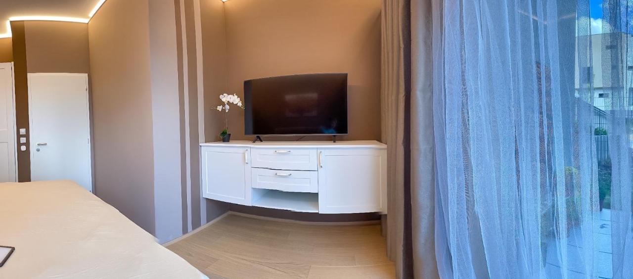 Apartment Dagmar Buresove Прага Екстер'єр фото